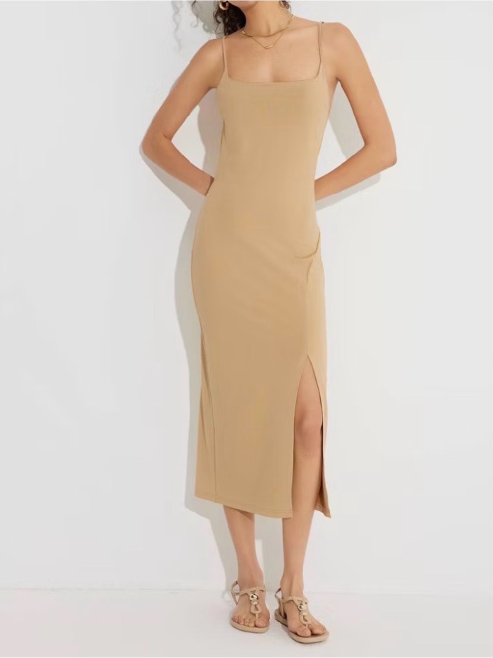 NWOT Heart & Hips Casual Spaghetti Strap Body-con MIDI Dress Medium